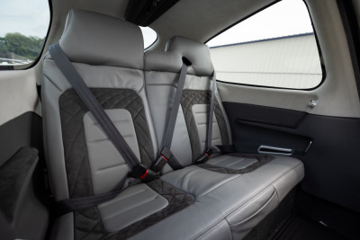 2025 Cirrus SR22: 
