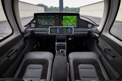 2025 Cirrus SR22: 