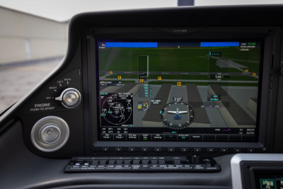 2025 Cirrus SR22: 