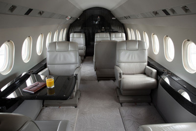2010 Dassault Falcon 2000LX: 