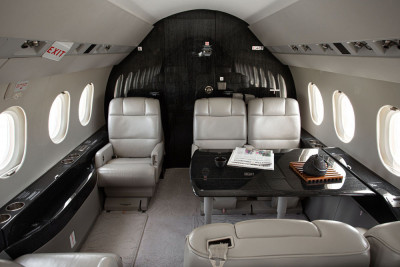 2010 Dassault Falcon 2000LX: 