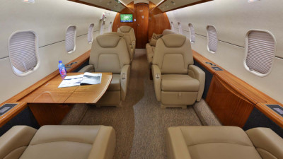 2010 Bombardier Challenger 300: 