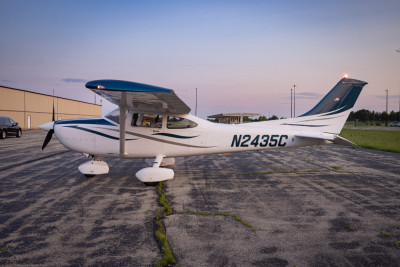1999 Cessna 182S Skylane: 