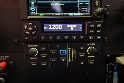 1999 Cessna 182S Skylane: 