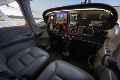 1999 Cessna 182S Skylane: 