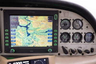 2004 Cirrus SR22 G2: 