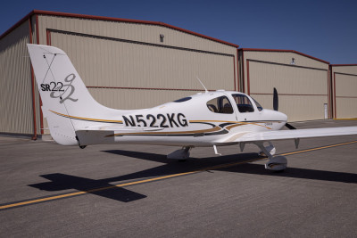 2004 Cirrus SR22 G2: 