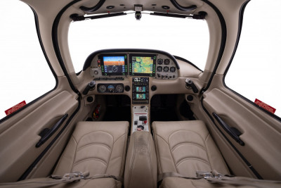 2004 Cirrus SR22 G2: 