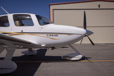 2004 Cirrus SR22 G2: 