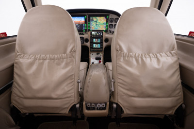 2004 Cirrus SR22 G2: 