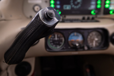 2004 Cirrus SR22 G2: 
