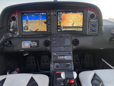 2015 Cirrus SR22T G5 GTS: 