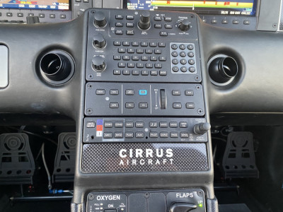2015 Cirrus SR22T G5 GTS: 