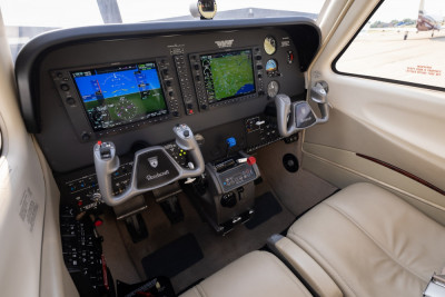 2015 Beechcraft Bonanza G36: 