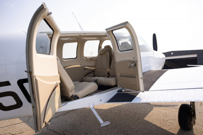 2015 Beechcraft Bonanza G36: 