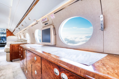 2001 Gulfstream G-IV SP: 