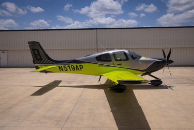2021 Cirrus SR22T G6 GTS: 