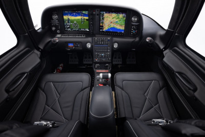 2021 Cirrus SR22T: 