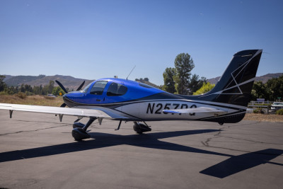 2021 Cirrus SR22T: 