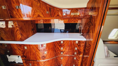 2000 Bombardier Challenger 604: 