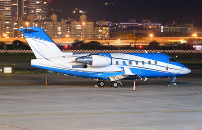 2000 Bombardier Challenger 604: 