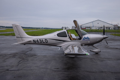 2021 Cirrus SR22 GTS: 