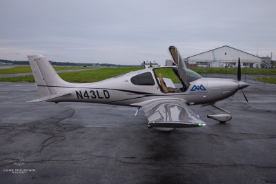 2021 Cirrus SR22 GTS: 