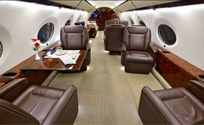 2017 Gulfstream G650ER: Forward cabin looking aft