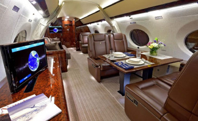 2019 Gulfstream G650ER: Mid cabin looking aft