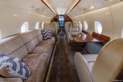 2005 Gulfstream G200: 