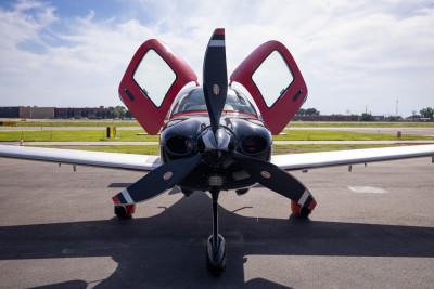 2019 Cirrus SR22T G6 GTS: 