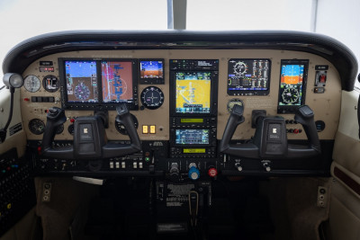 1980 Cessna P210N: 