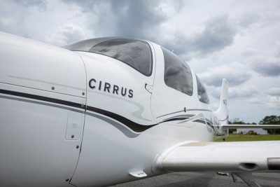 2005 Cirrus SR22 GTS: 