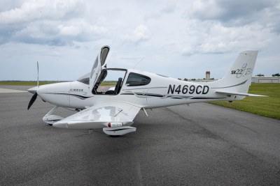 2005 Cirrus SR22 GTS: 