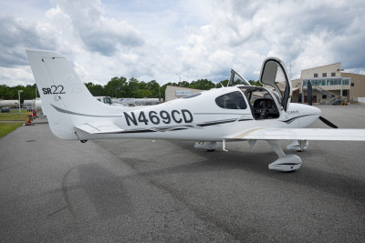 2005 Cirrus SR22 GTS: 