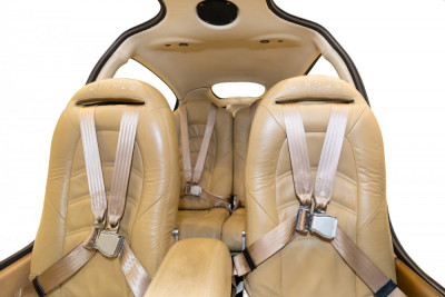 2005 Cirrus SR22 G2: 