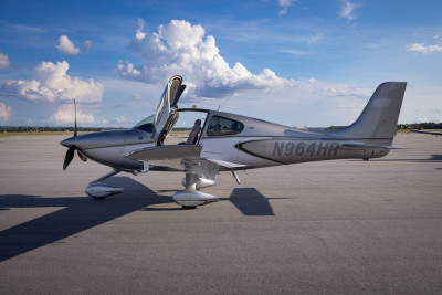 2021 Cirrus SR22 G6 GTS: 