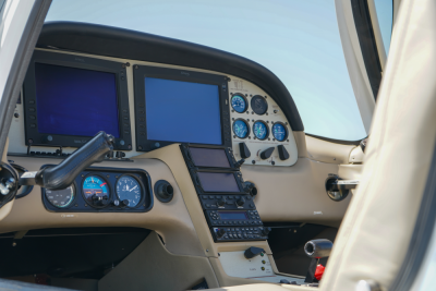 2005 Cirrus SR22 G2: 