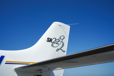 2005 Cirrus SR22 G2: 