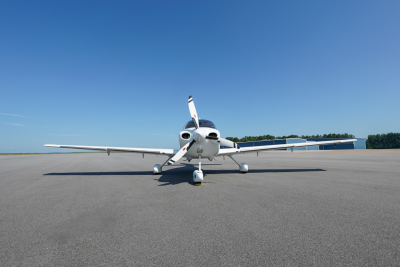 2005 Cirrus SR22 G2: 