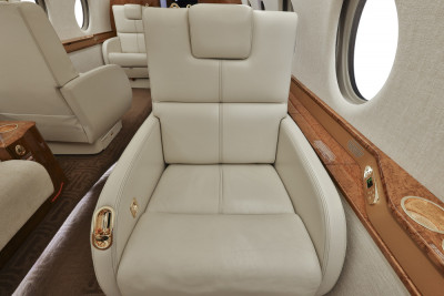 2007 Gulfstream G200: 
