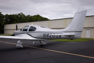 2017 Cirrus SR22 GTS: 