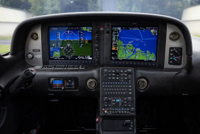 2017 Cirrus SR22 GTS: 