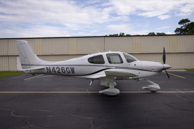 2017 Cirrus SR22 GTS: 
