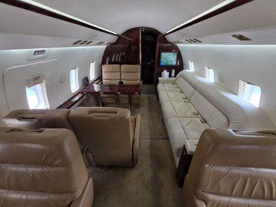 1984 Bombardier Challenger 601: 