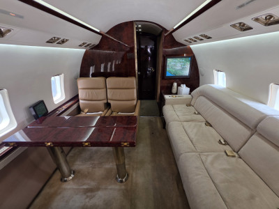 1984 Bombardier Challenger 601: 