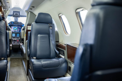 2017 Embraer Phenom 300: 