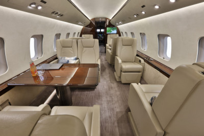 2015 Bombardier Global 6000: 