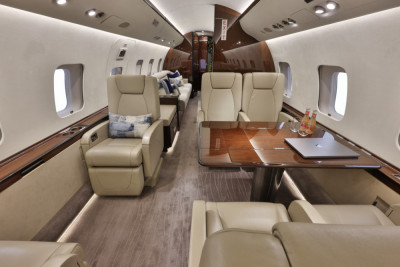2015 Bombardier Global 6000: 