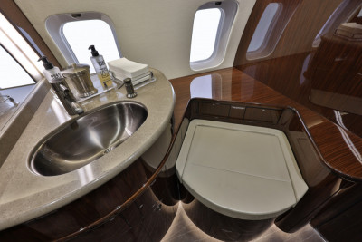 2015 Bombardier Global 6000: 